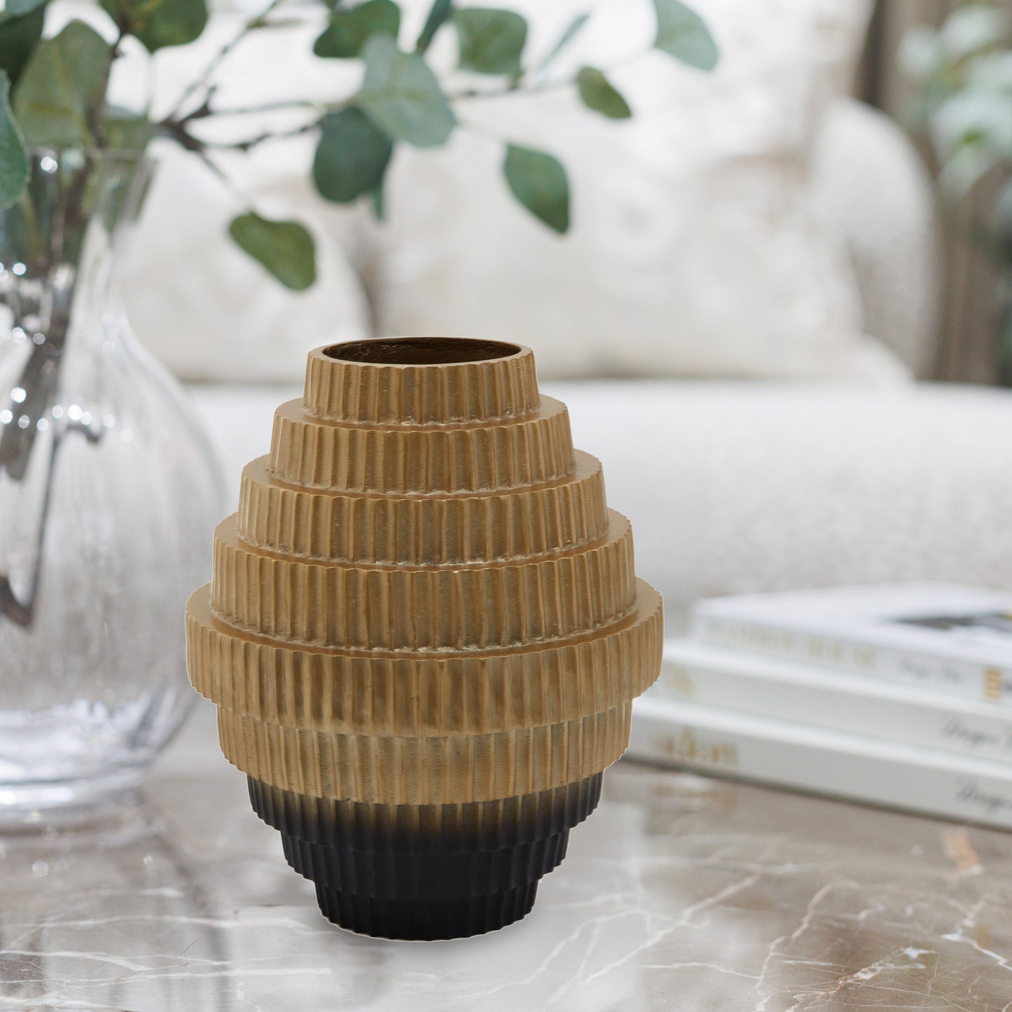 Deomali Ombre Gold And Black Vase