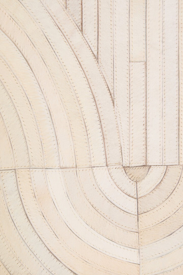 Bosie Safira Large Natural Hair On Leather Rug - Macro