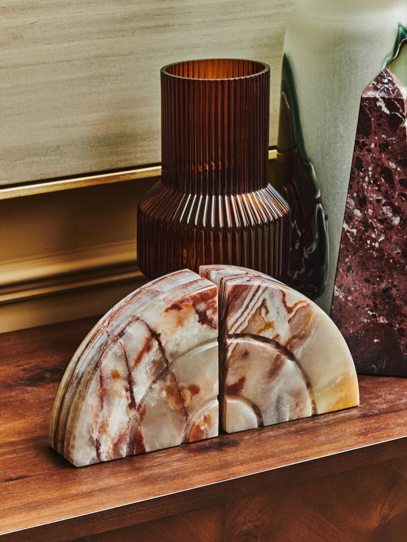 Salmo Small Red Marble Obelisk - Lifestyle