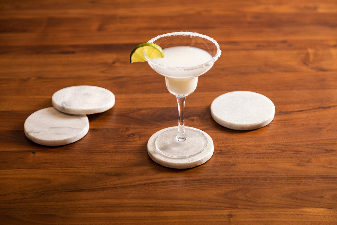 Kindia Set of 4 White Marble Round Coasters - Lifestyle