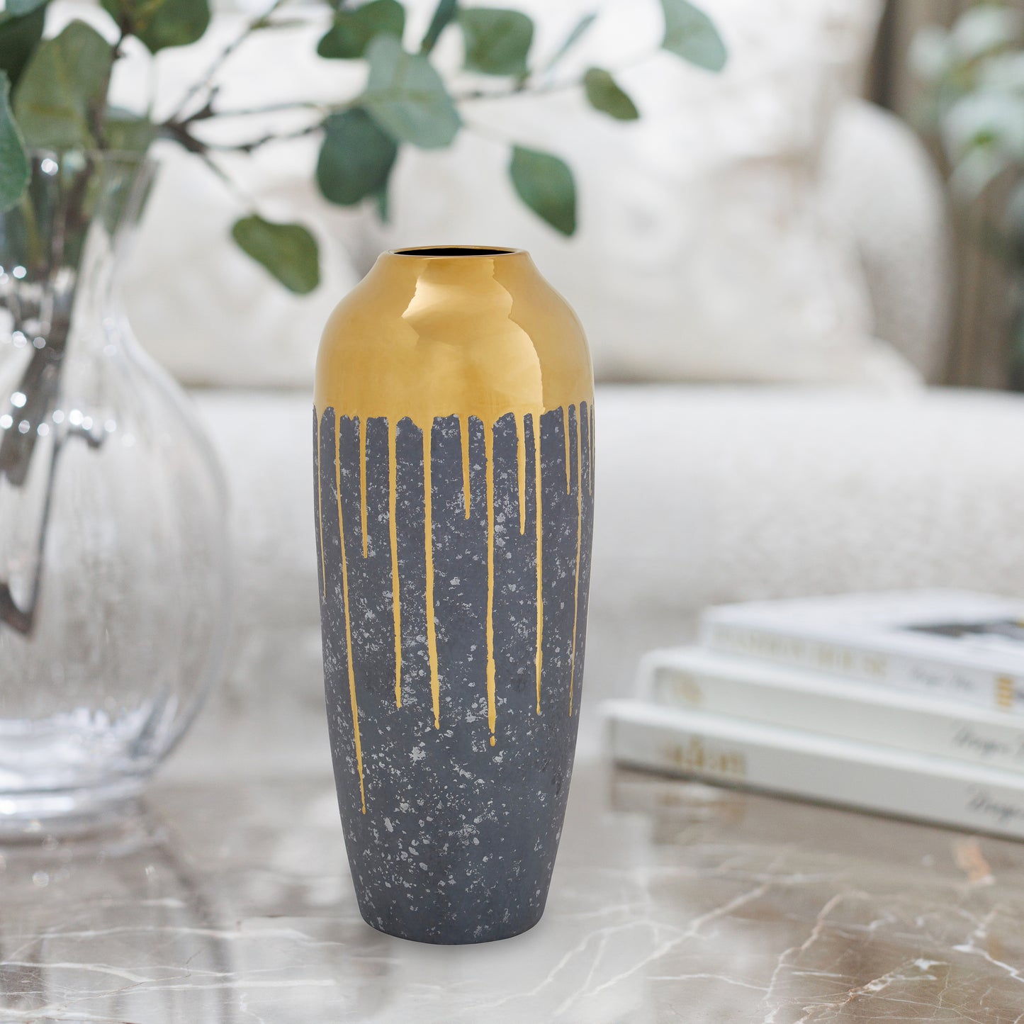 Cyrus Vase