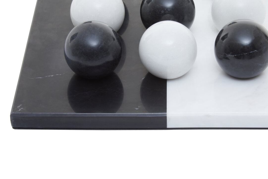 Flos Black And White Tic Tac Toe Marble Game - Macro