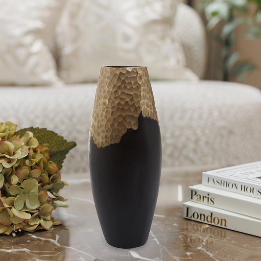Daito Black and Gold Vase