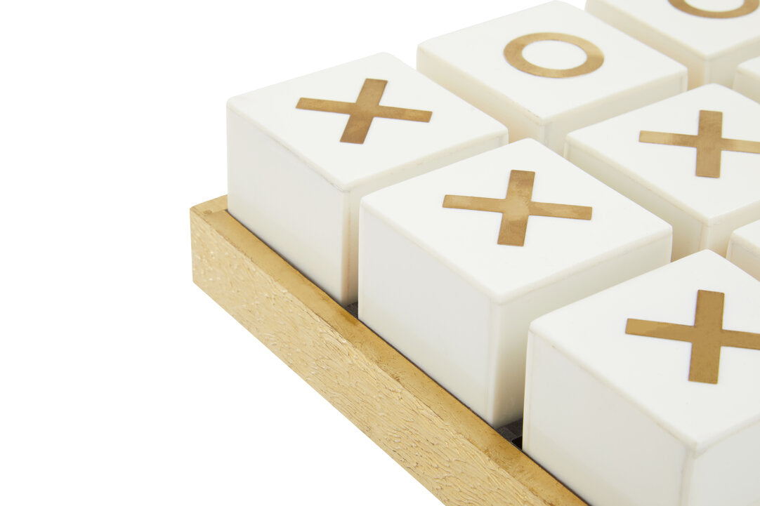 Churchill Games White and Gold Noughts and Crosses - Macro