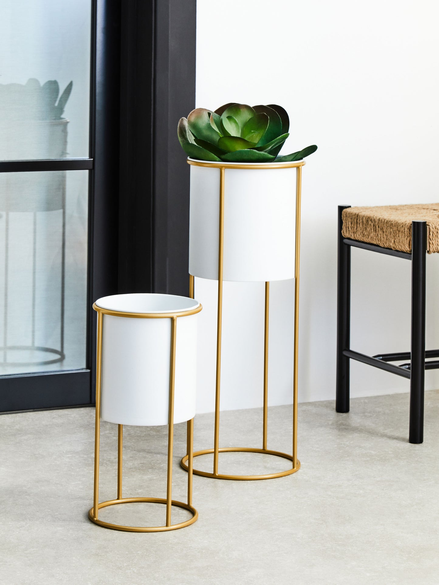 Trosa White And Gold Floor Standing Planter