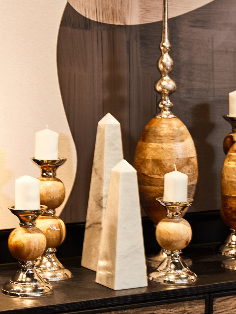Salmo Large White Marble Obelisk - Lifestyle