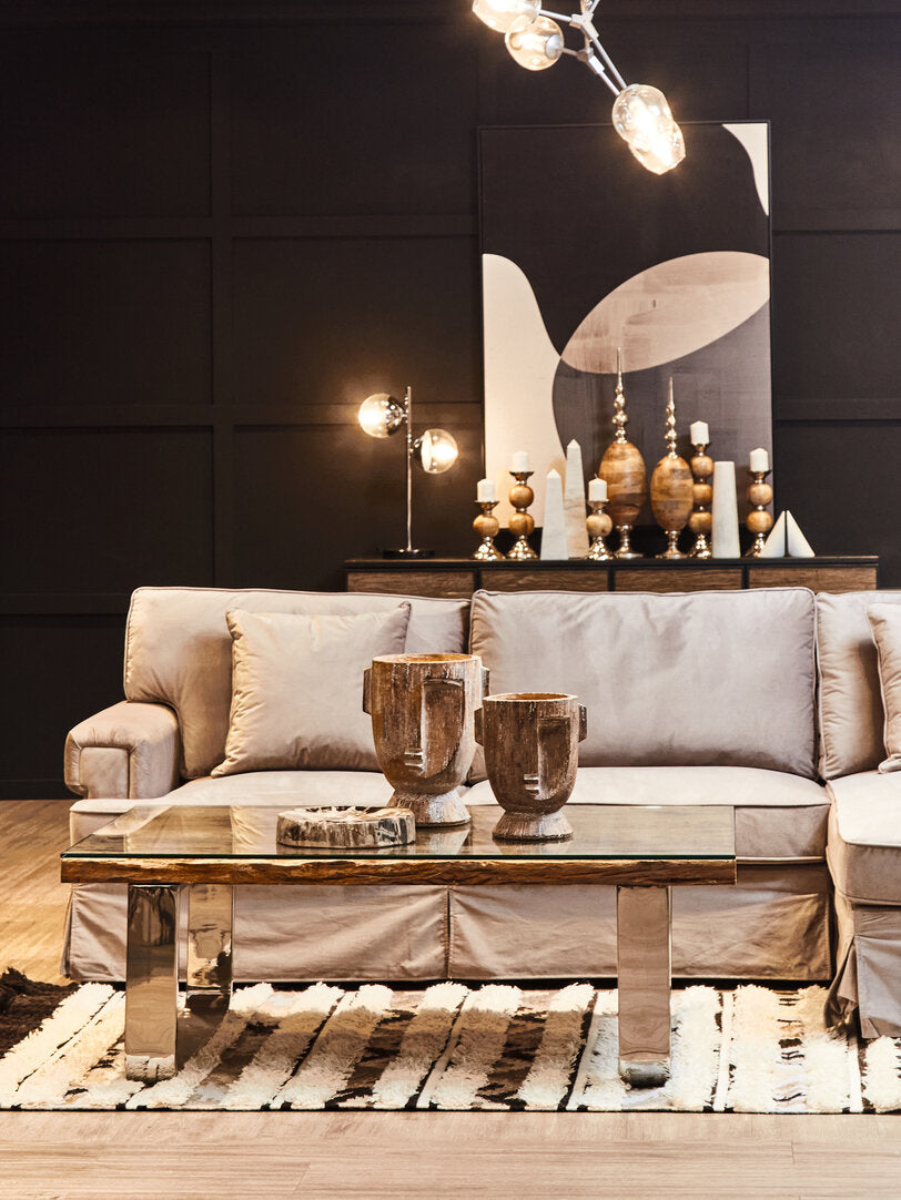 Salmo Large White Marble Obelisk - Lifestyle