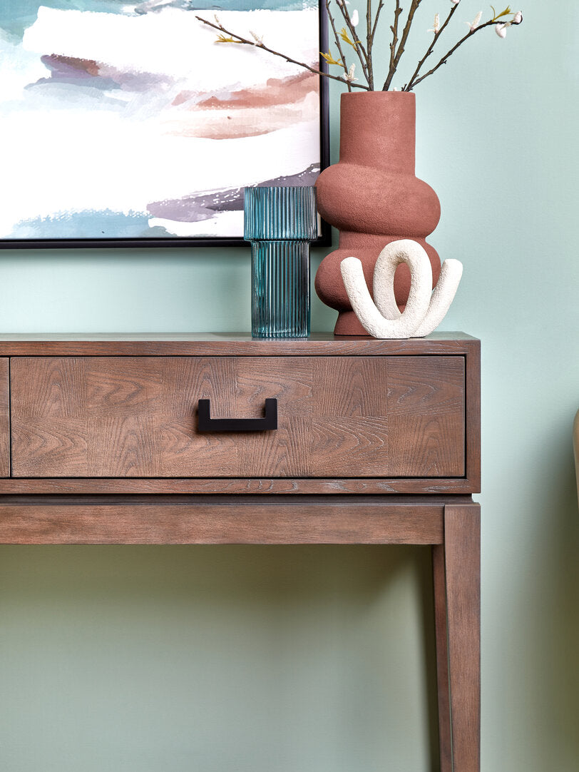 Dunas Small Textured White Loop Sculpture - Lifestyle