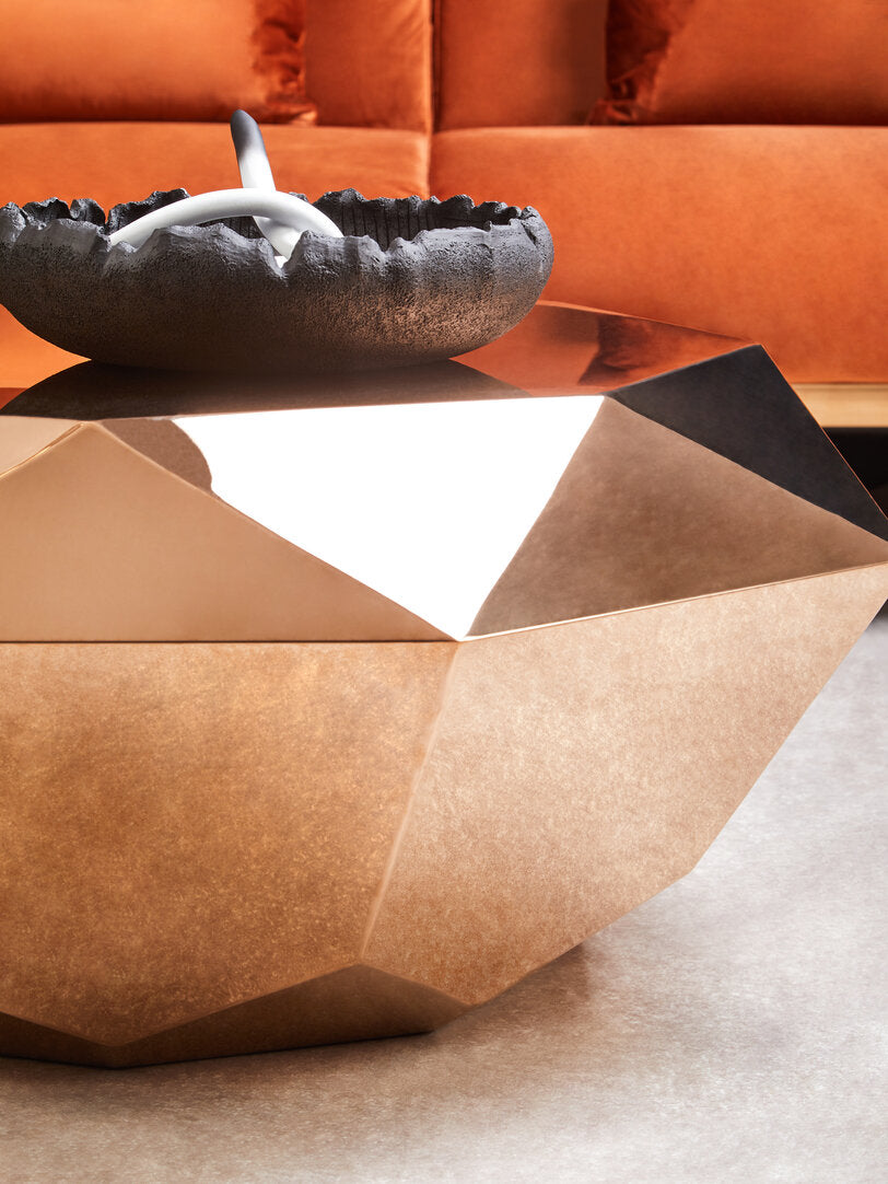 Broc Ombre Black and White Knot Sculpture -  Lifestyle