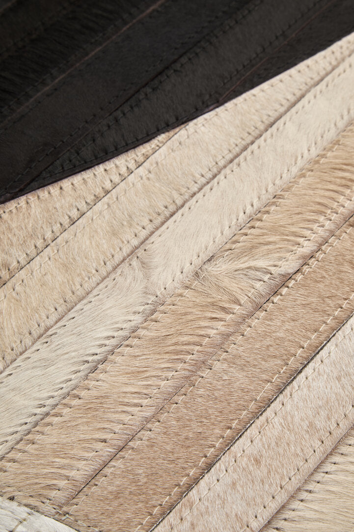 Bosie Safira Large Abstract Hair On Leather Rug - Macro