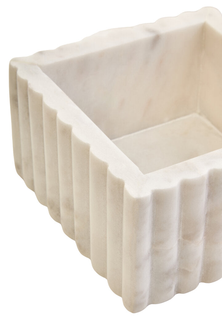 Savio Square White Fluted Marble Box - Macro
