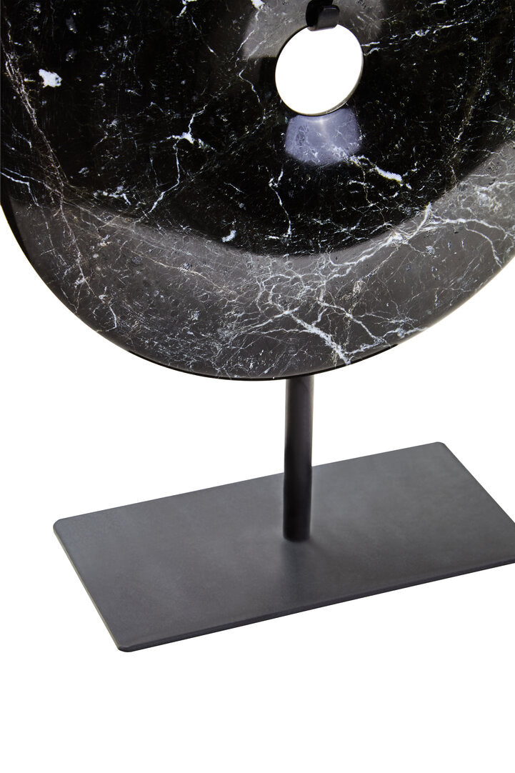 Salmo Small Black Marble Round Dia 20cm Disc Sculpture - Macro