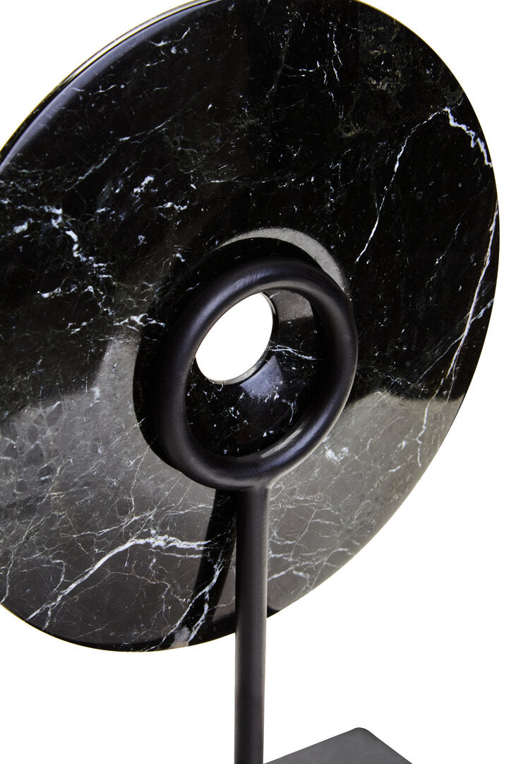 Salmo Small Black Marble Round Dia 20cm Disc Sculpture - Macro