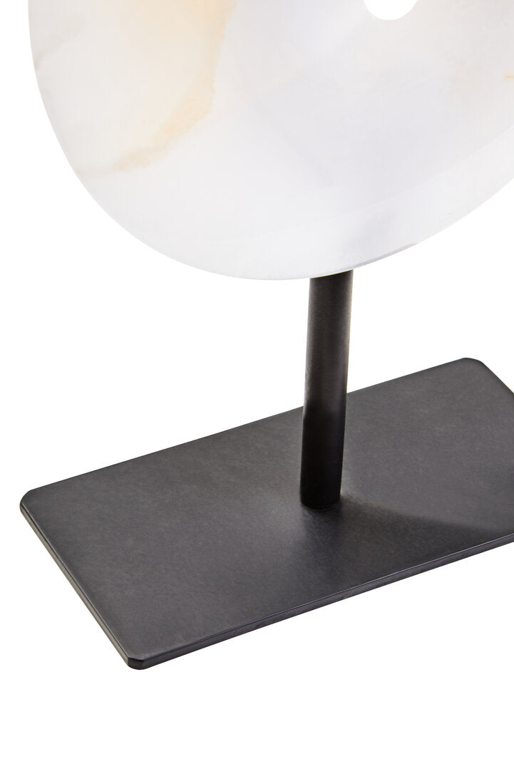 Oleena Extra Small Round Dia 15cm Onyx Disc Sculpture - Macro