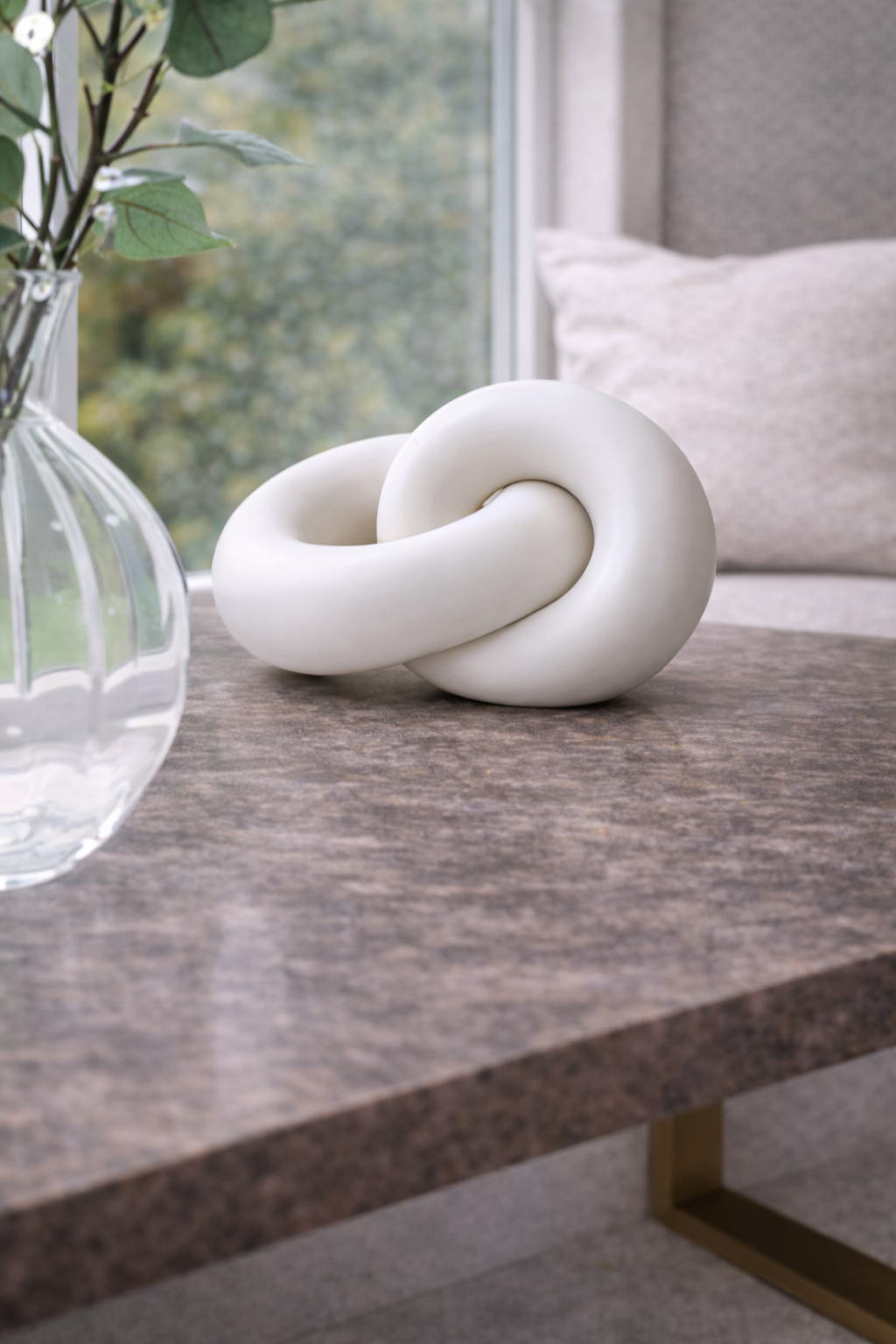 Cato White Wood Small Knot Decor