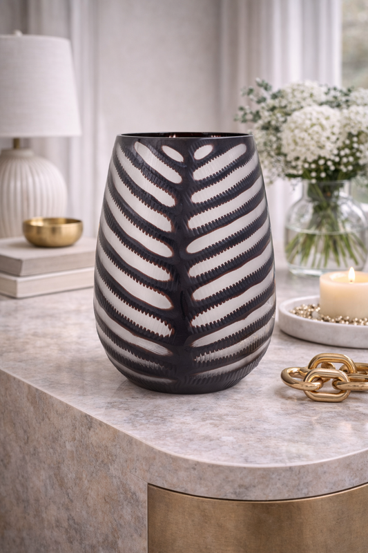 Hessa Large Chevron Cut Vase