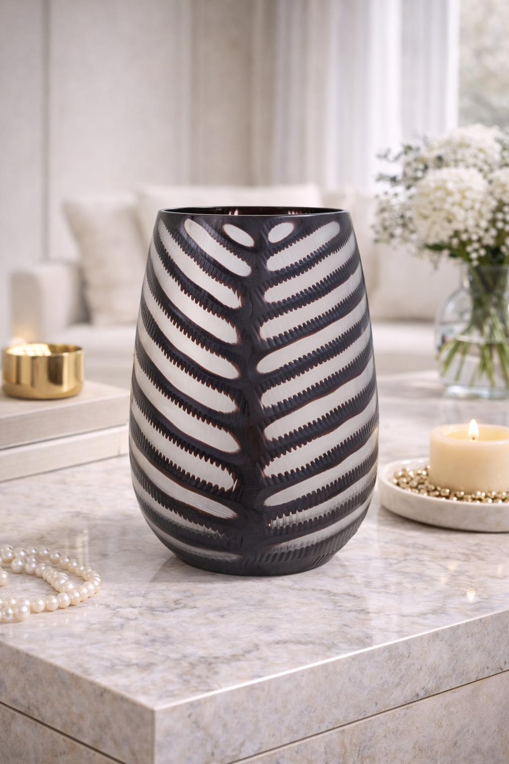 Hessa Large Chevron Cut Vase