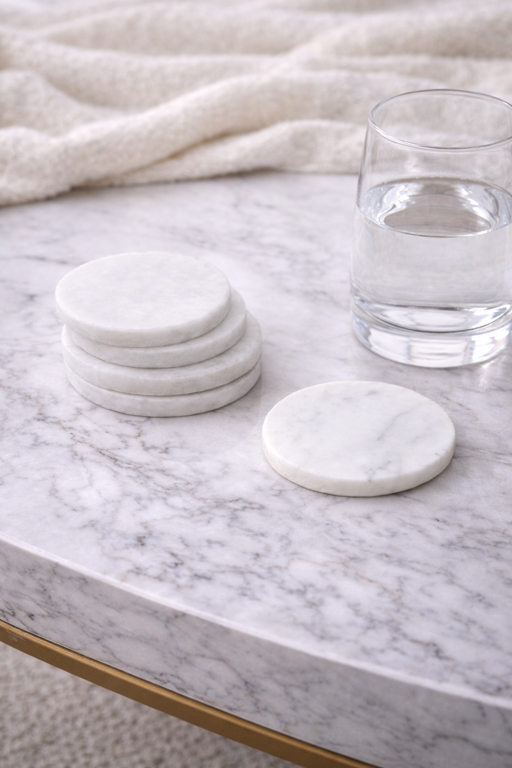 Kindia Set of 4 White Marble Round Coasters