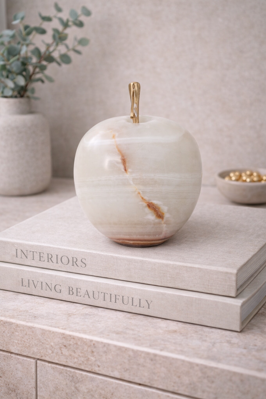 Oleena Onyx Decorative Apple