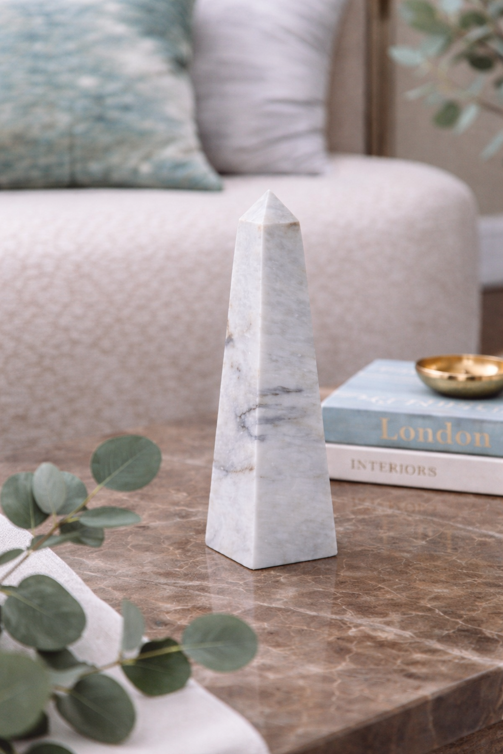 Salmo Large White Marble Obelisk